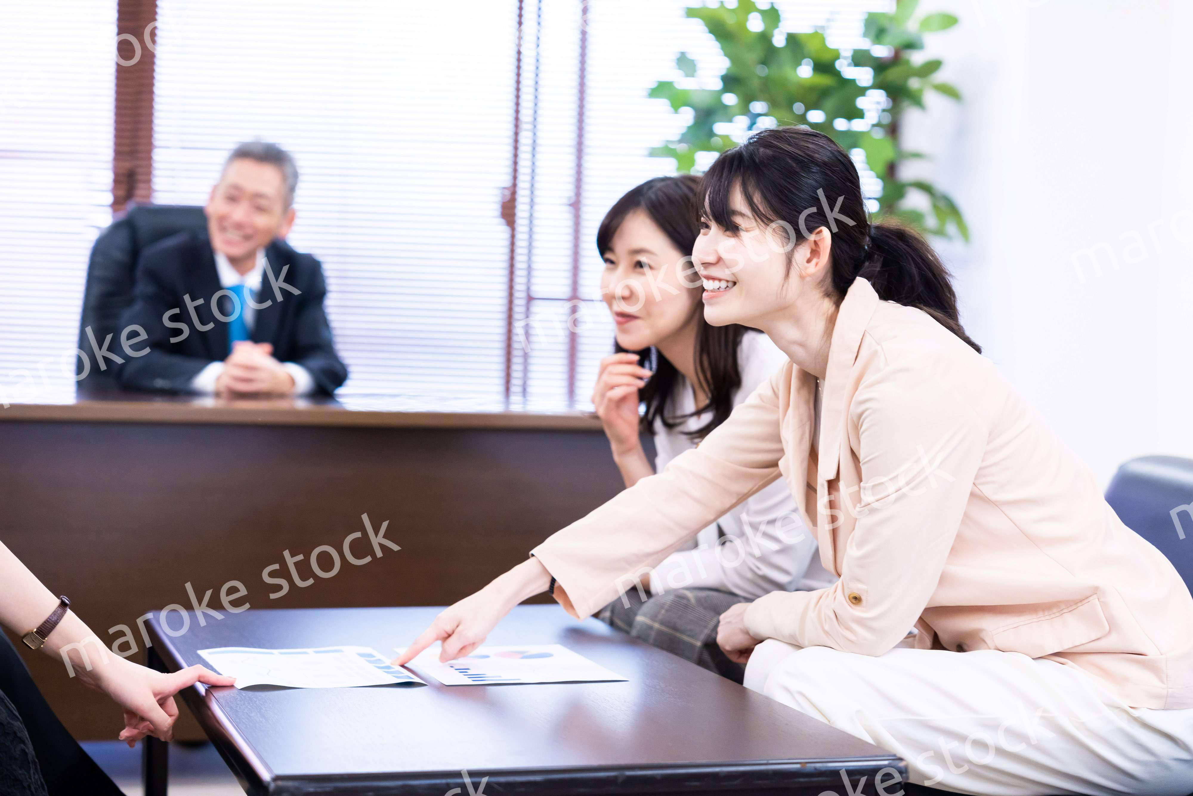 女性社員の意見を聴く役員