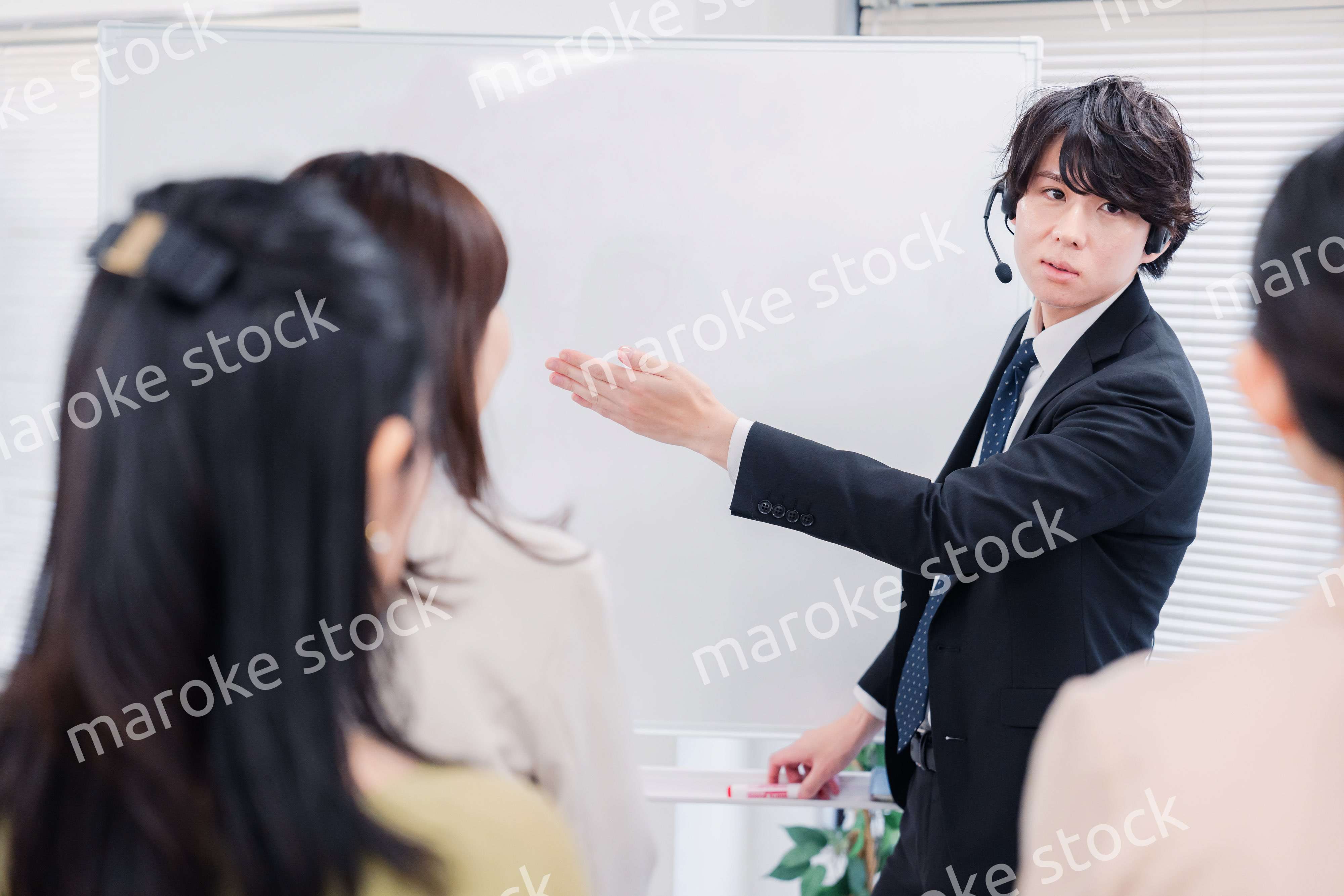 ビジネス講師の男性