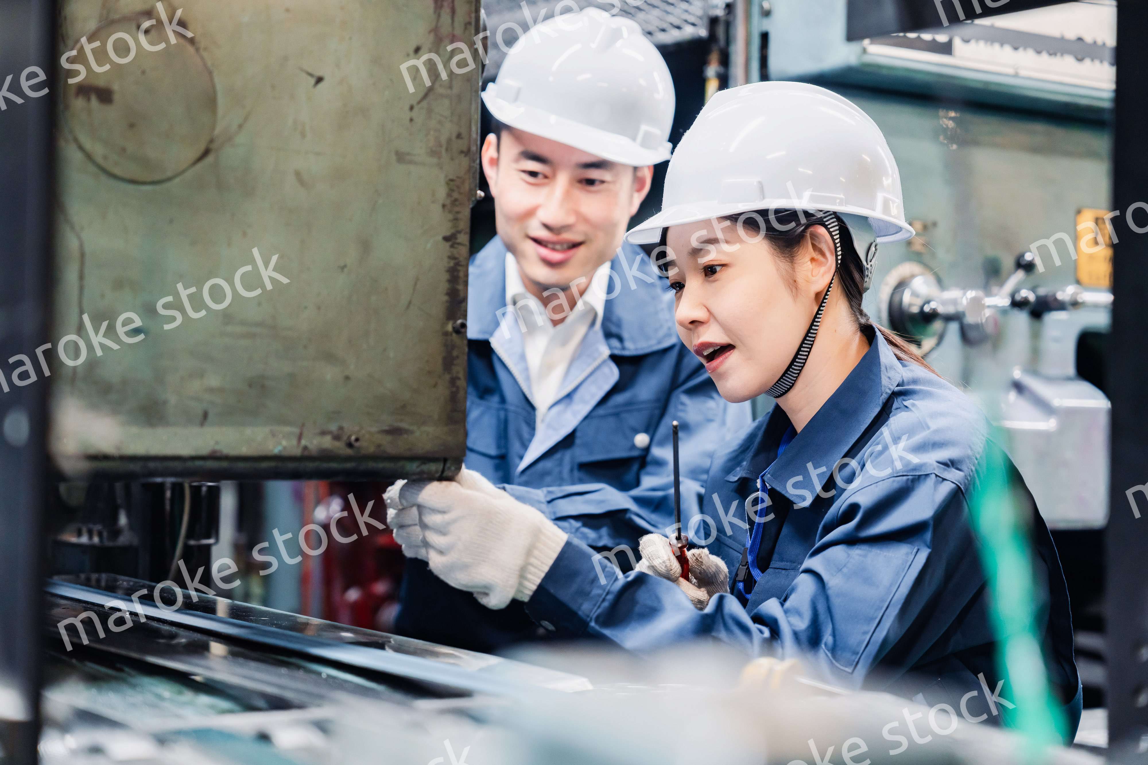 現場で活躍する女性技術者