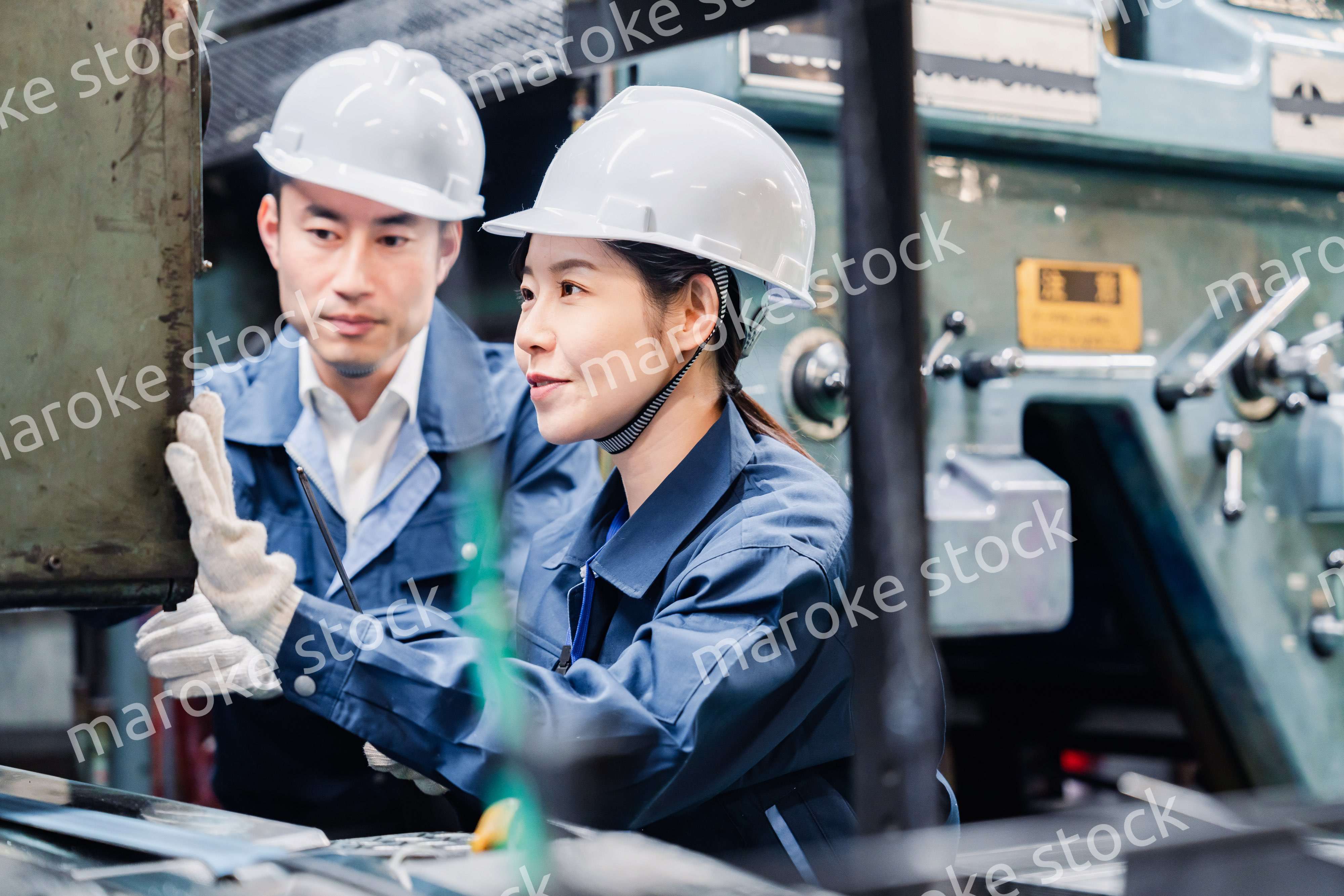 現場で活躍する女性技術者