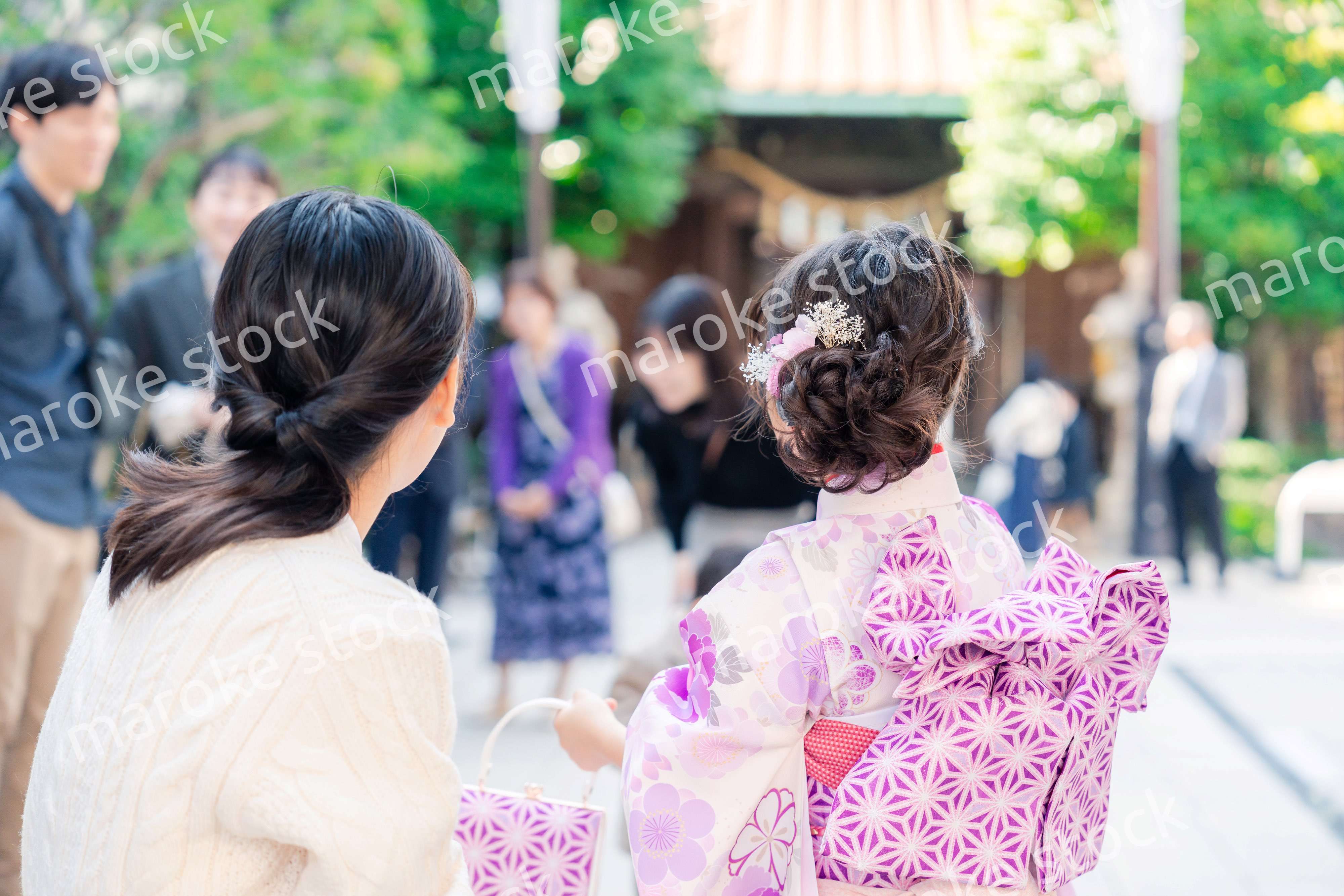 親戚が集まる七五三のお祝い