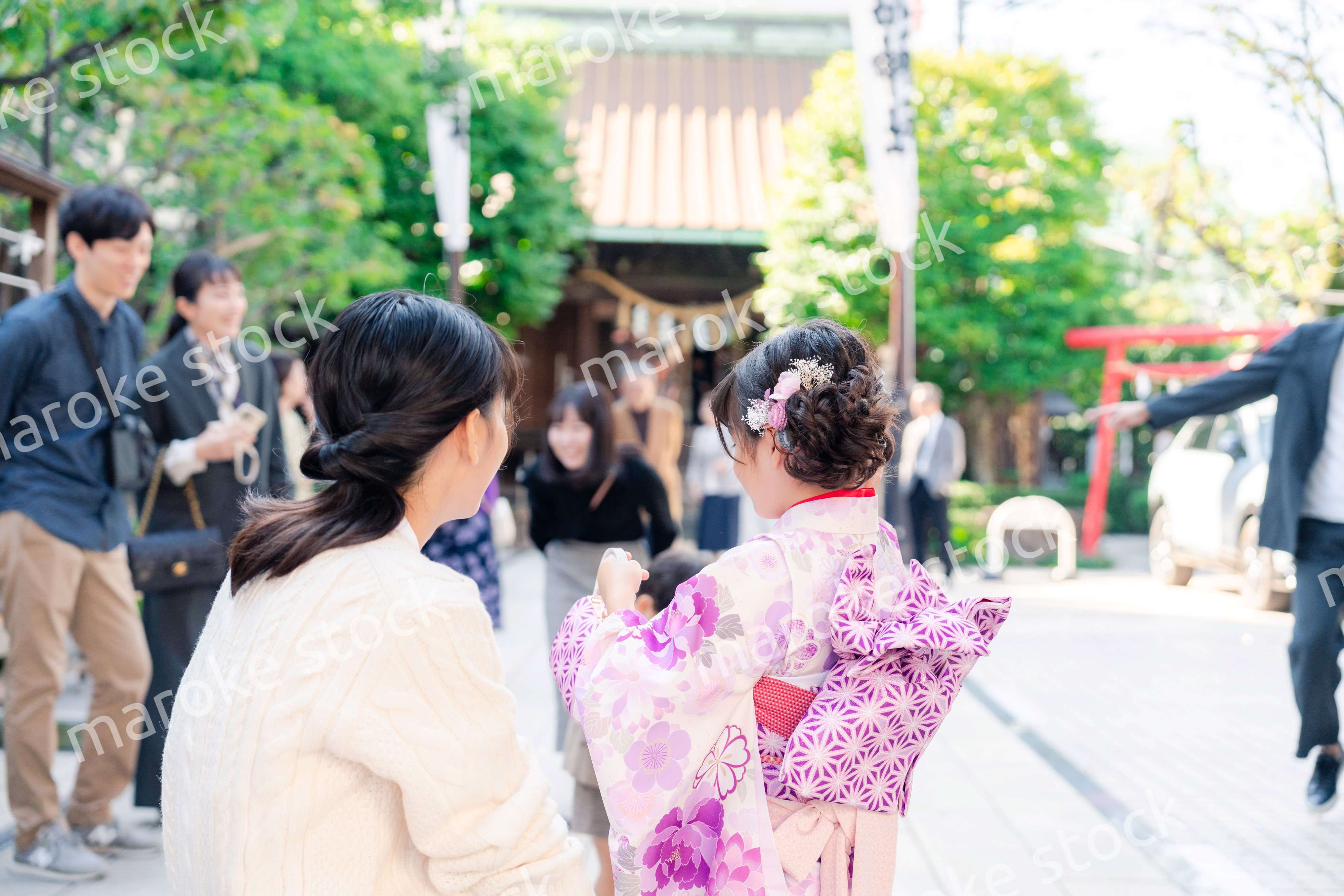 親戚が集まる七五三のお祝い