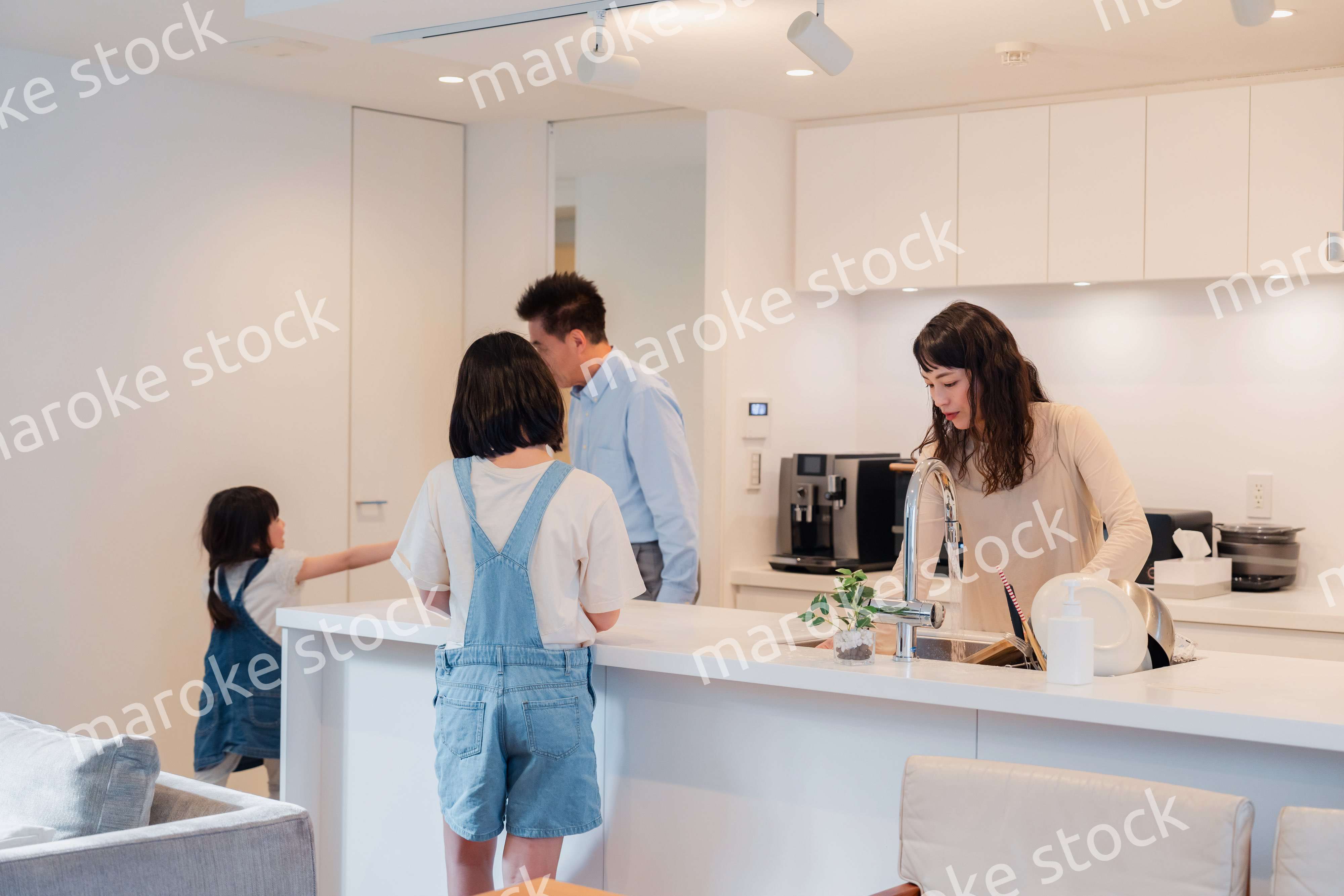 二世帯住宅に住む家族