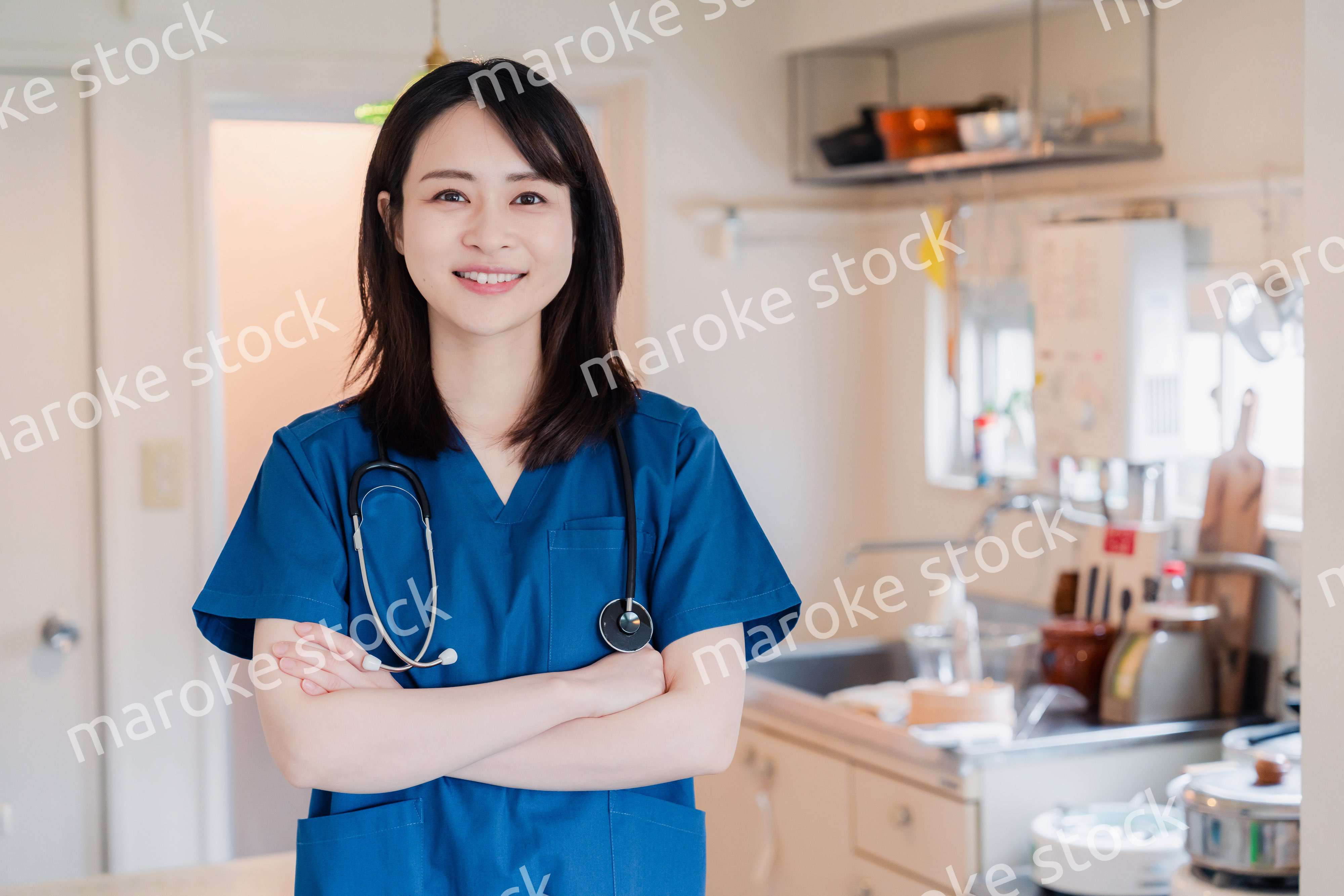 一般家庭の訪問をするドクター