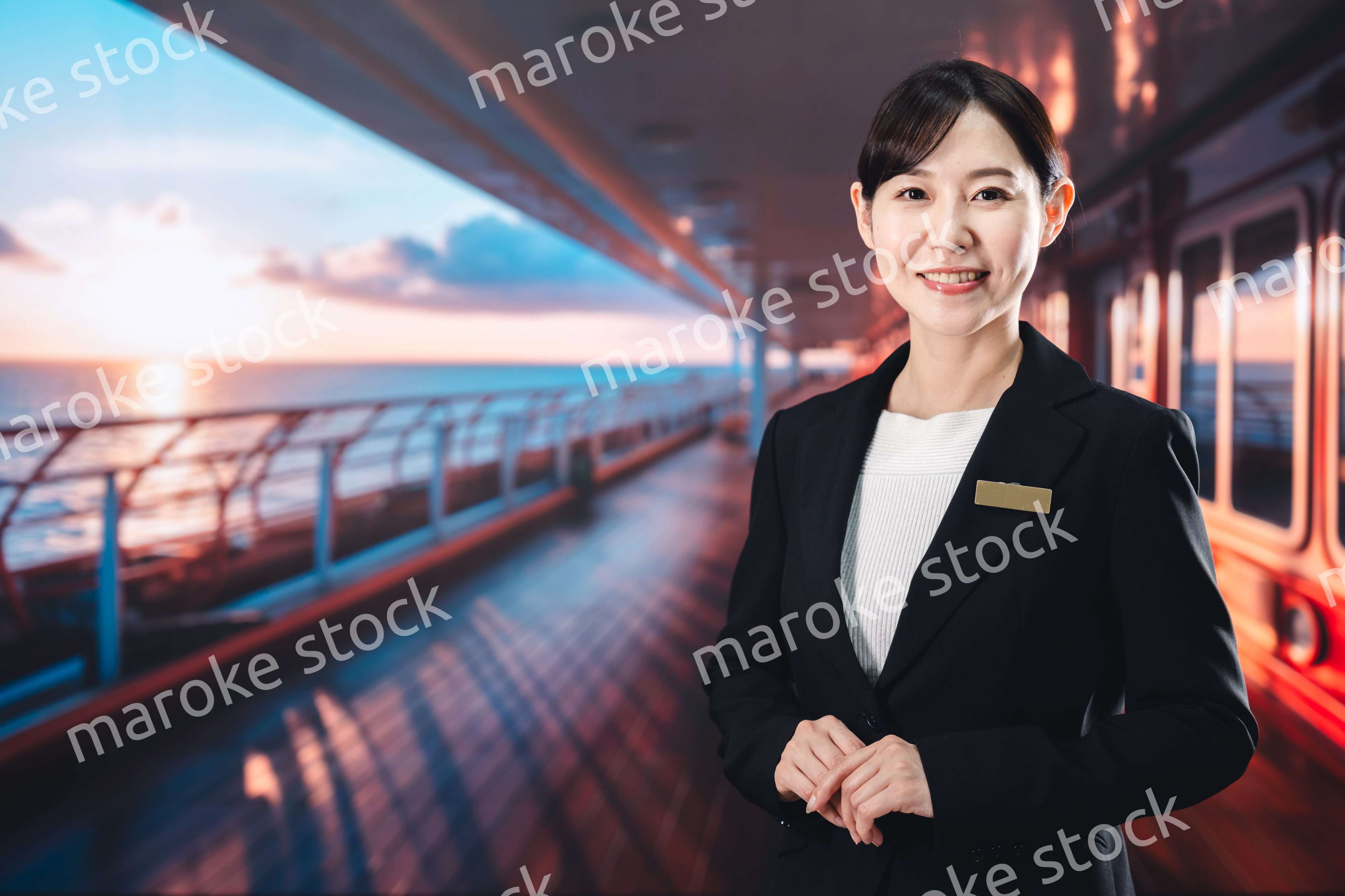 クルーズ船で船員を務める女性
