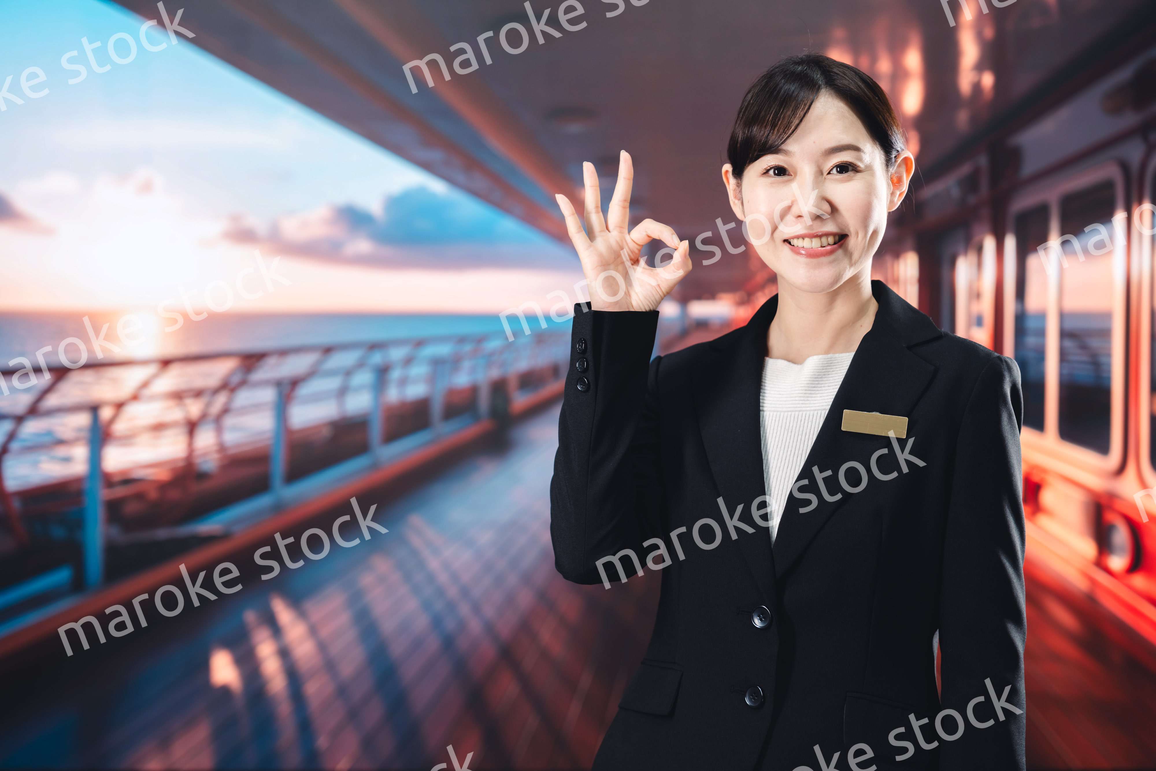 クルーズ船で船員を務める女性