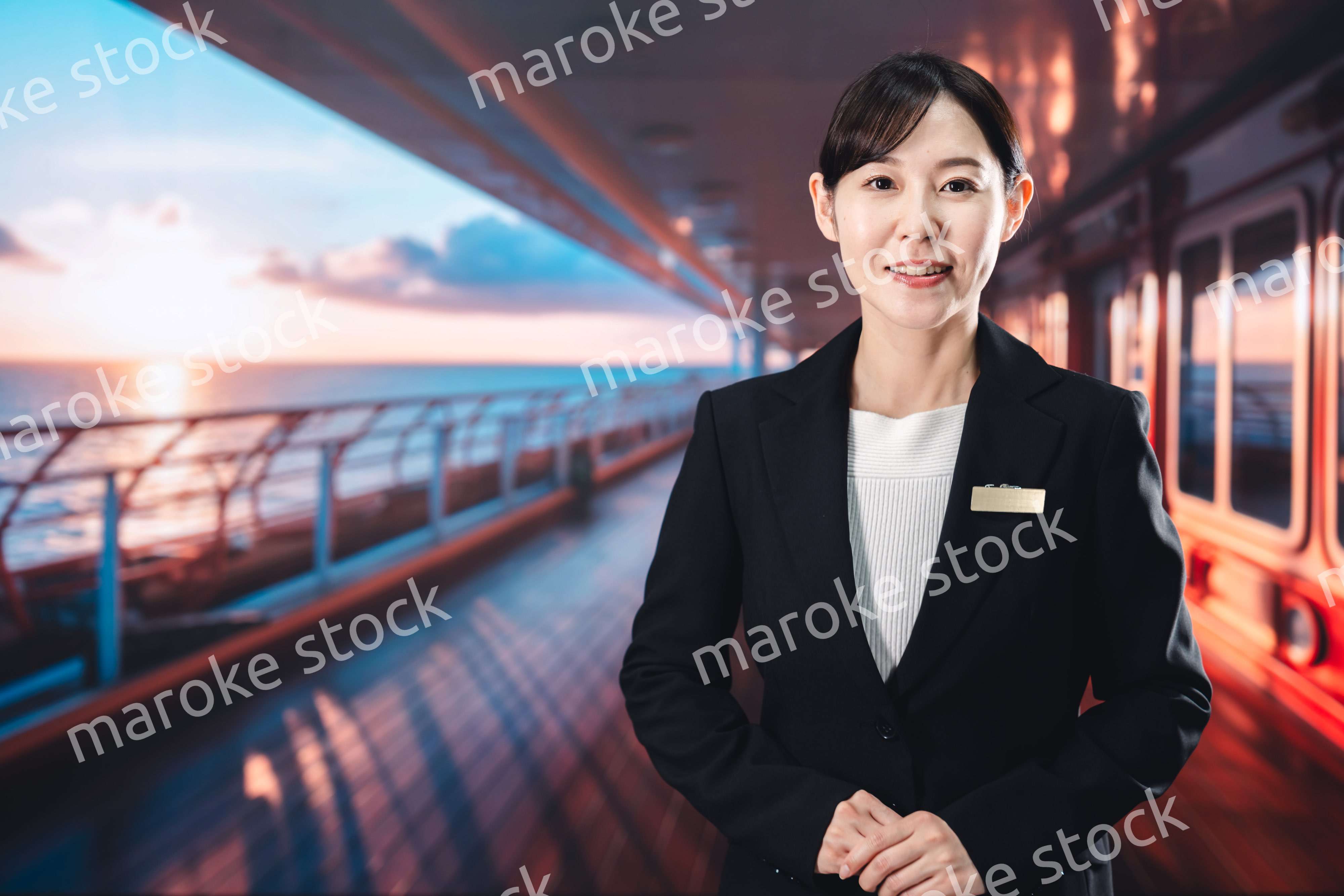 クルーズ船で船員を務める女性