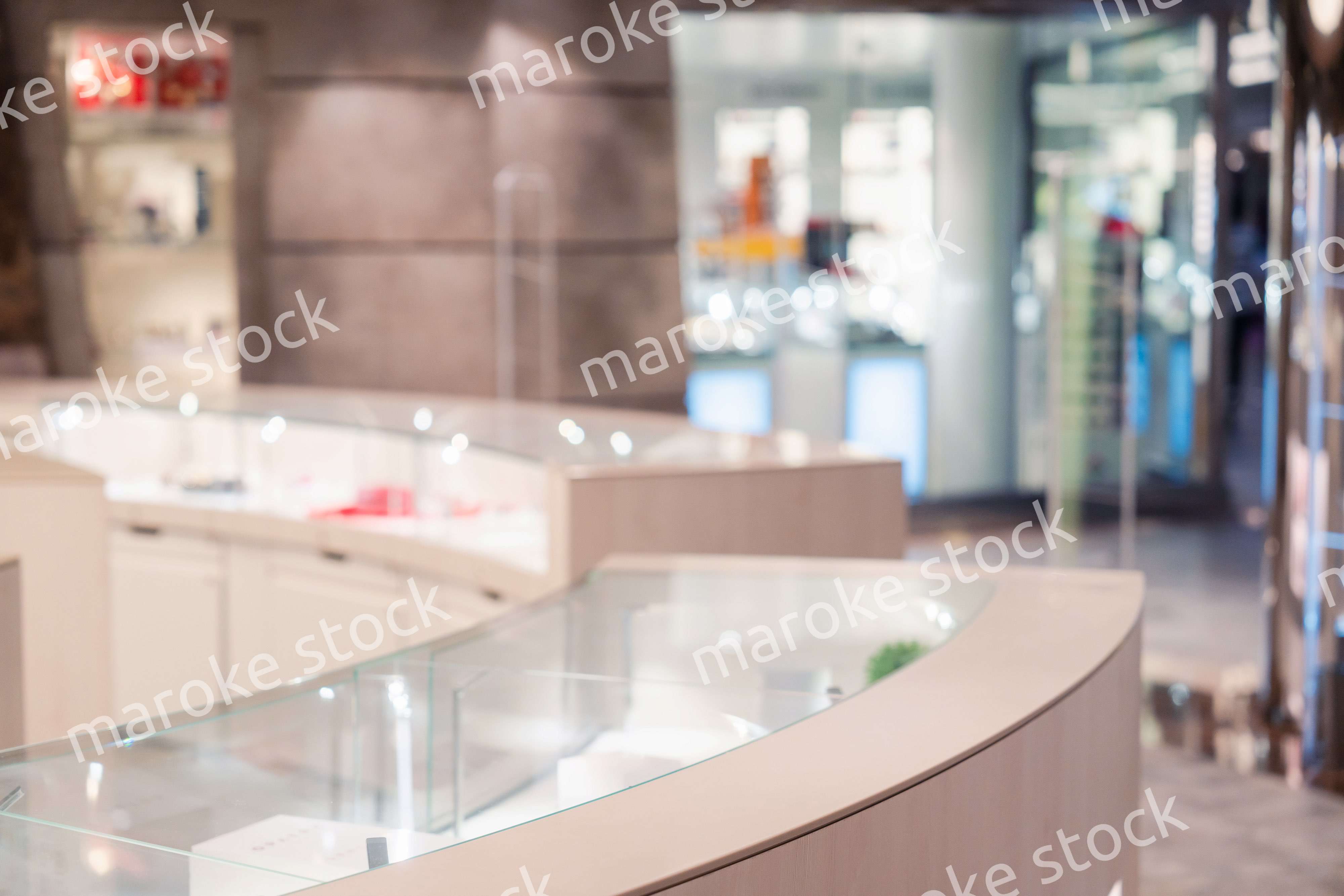 高級ブティックのショーケース