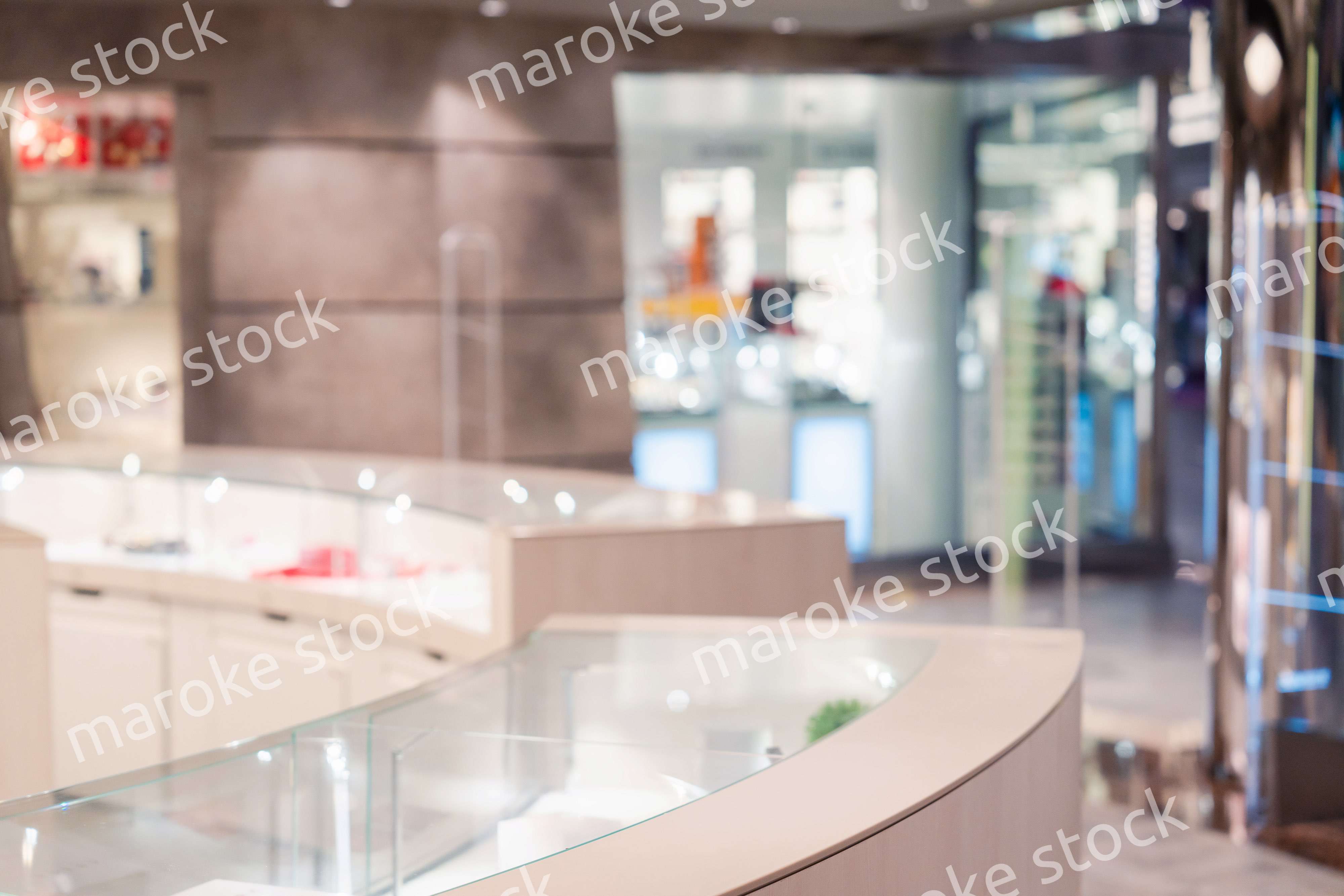 高級ブティックのショーケース