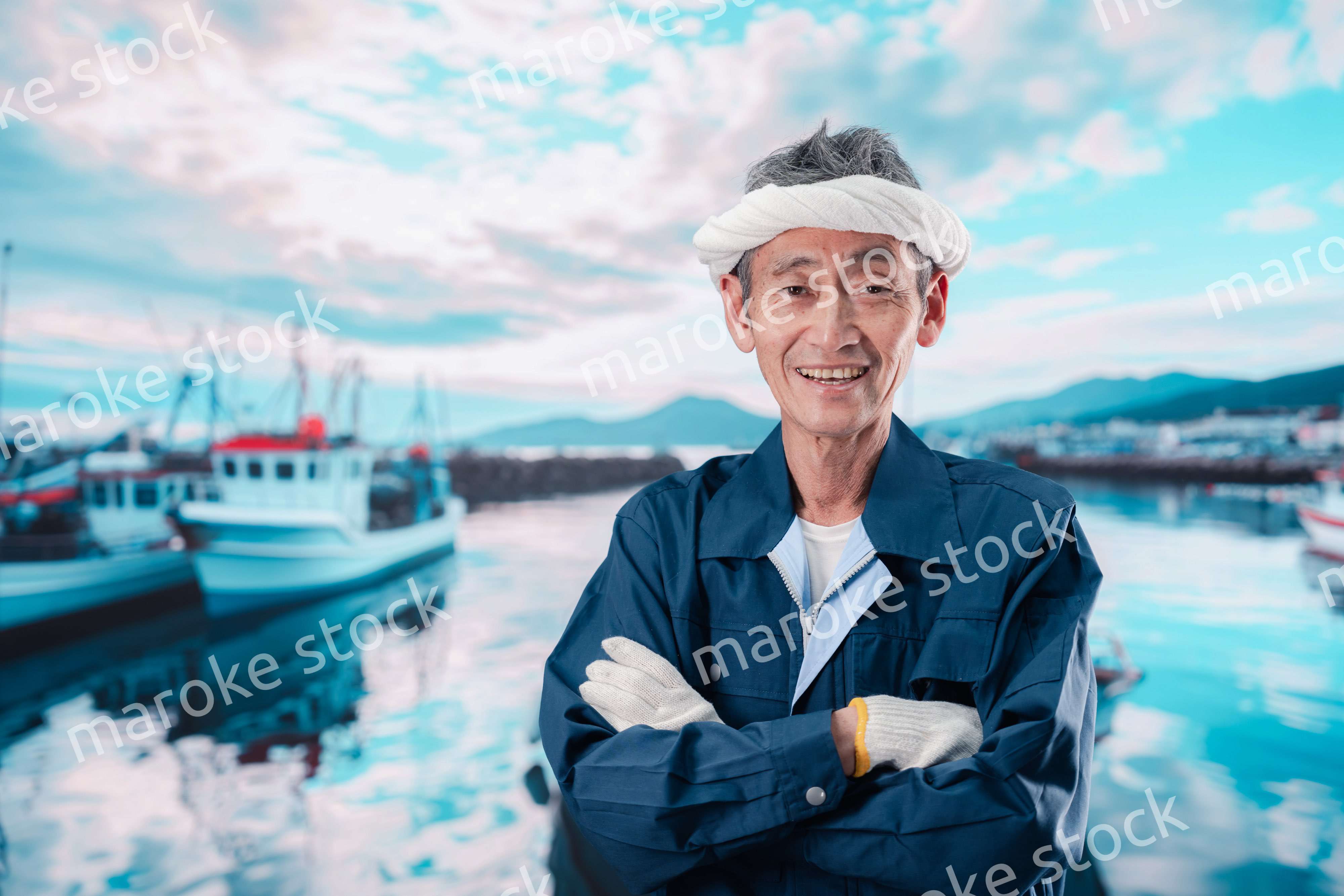 漁港で働く漁師