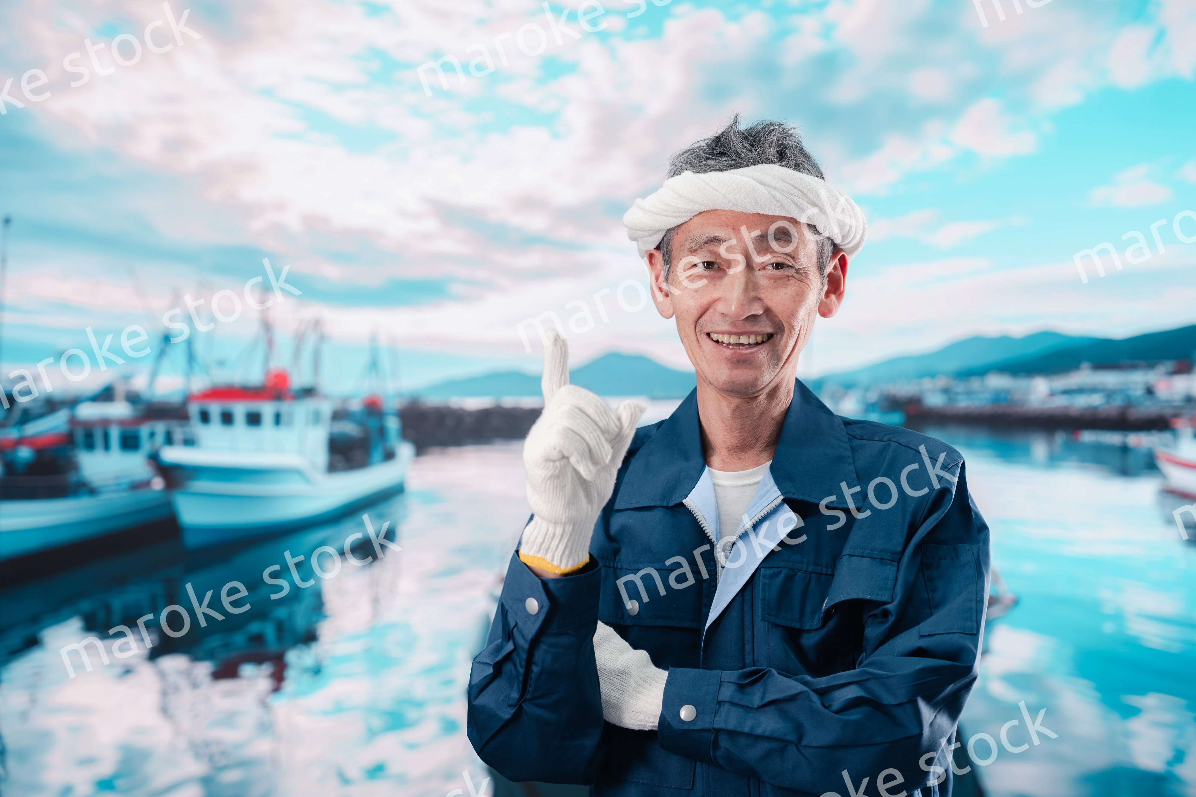 漁港で働く漁師