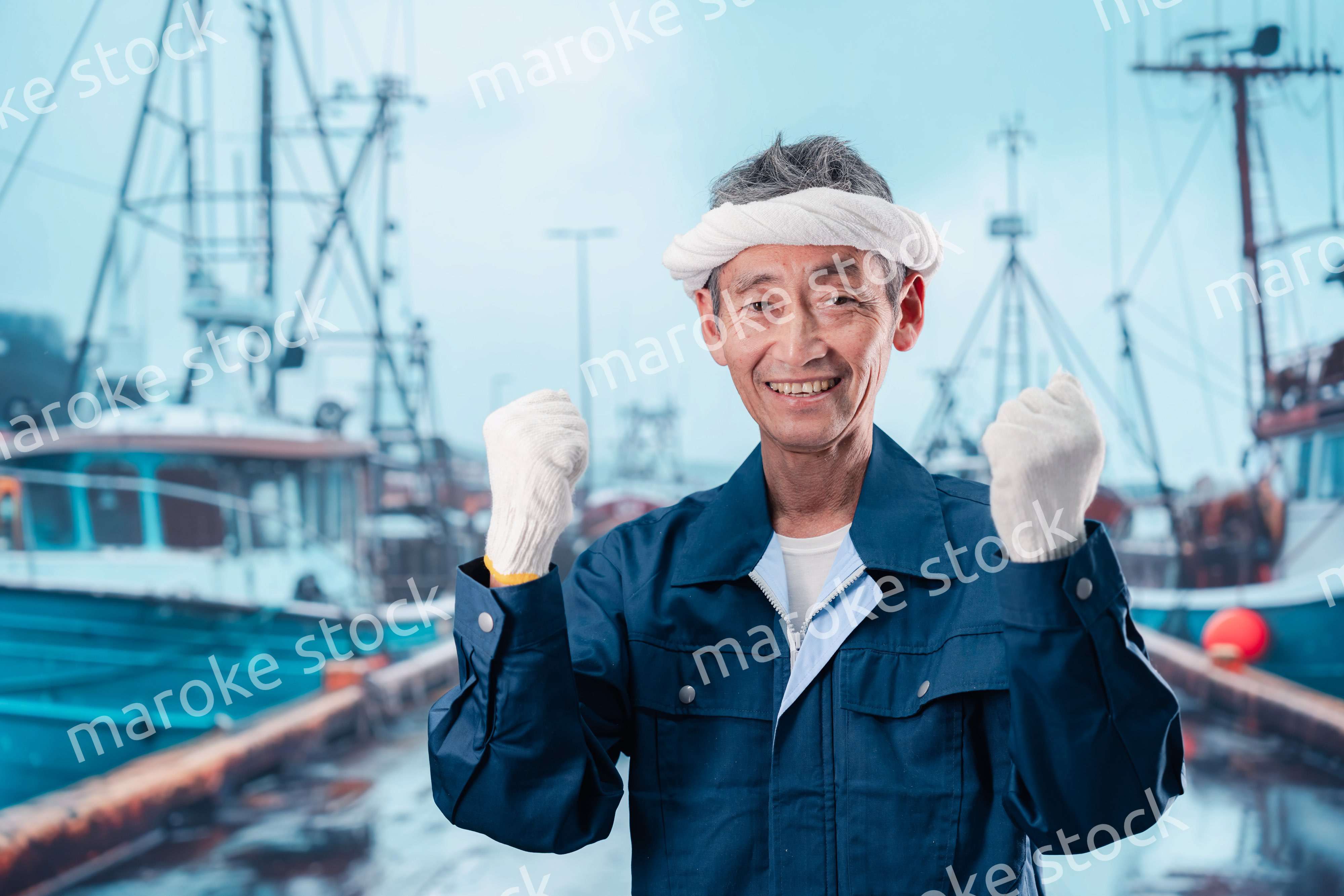 漁港で働く漁師