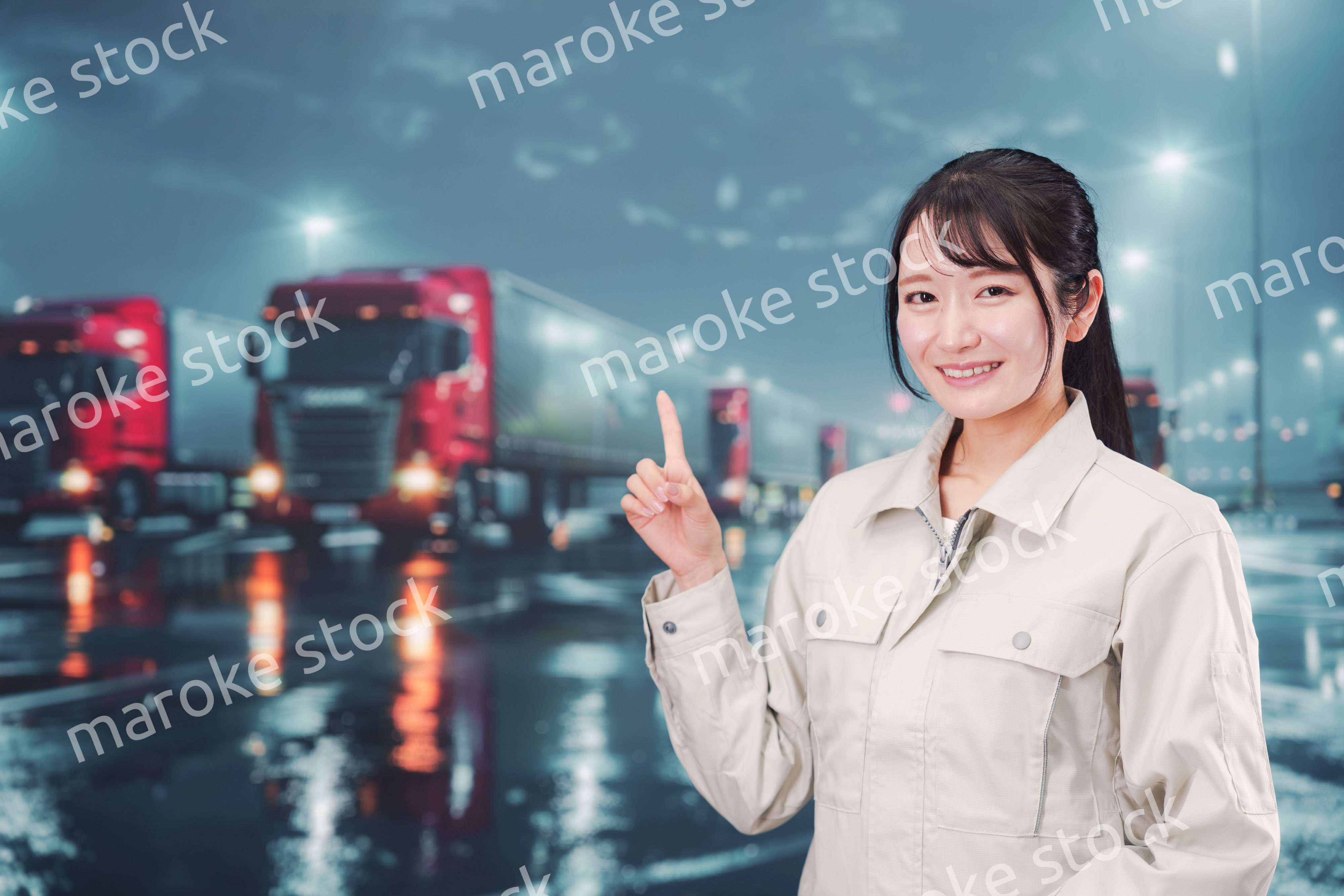 若い女性のトラックドライバー