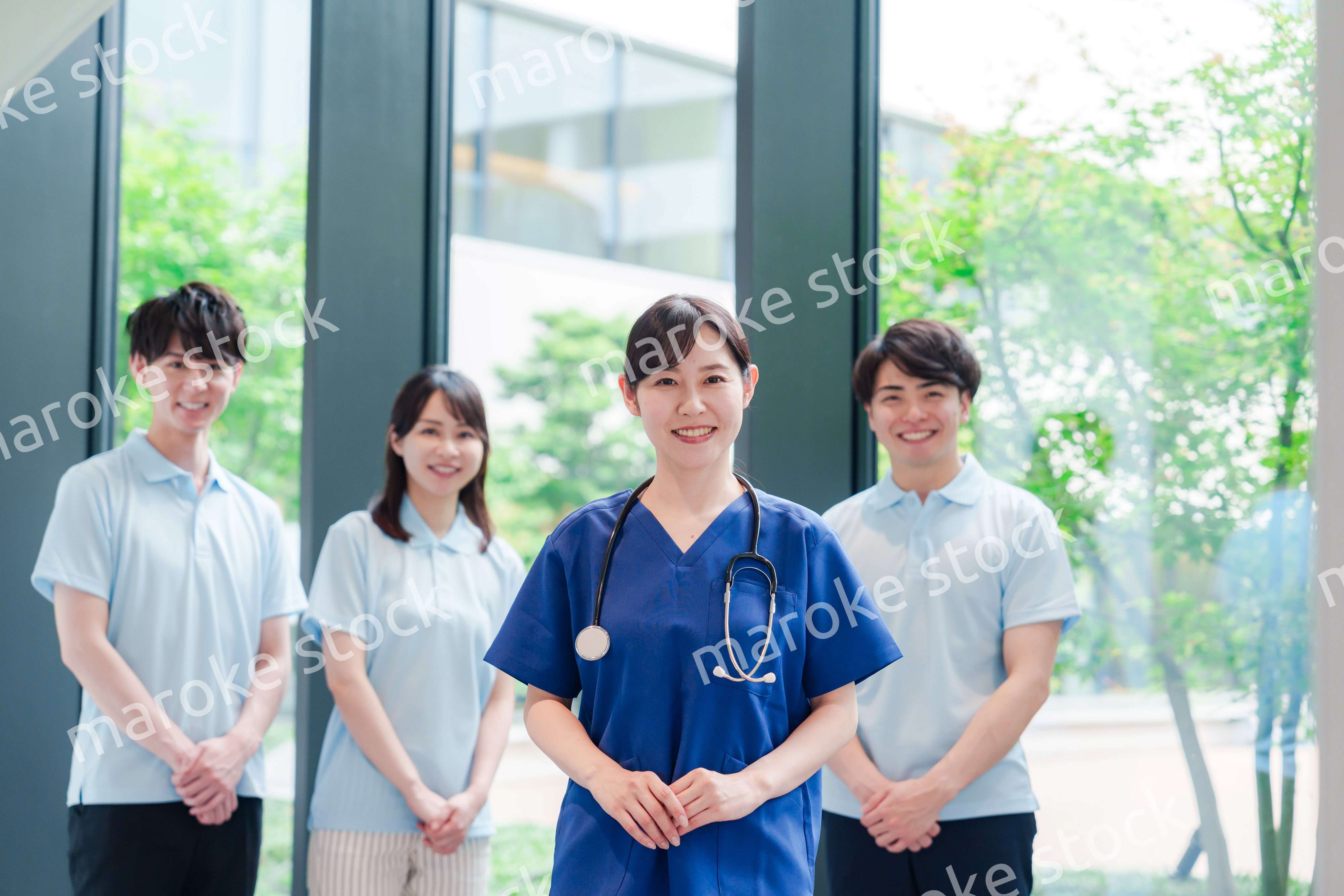 ドクターと医療スタッフ