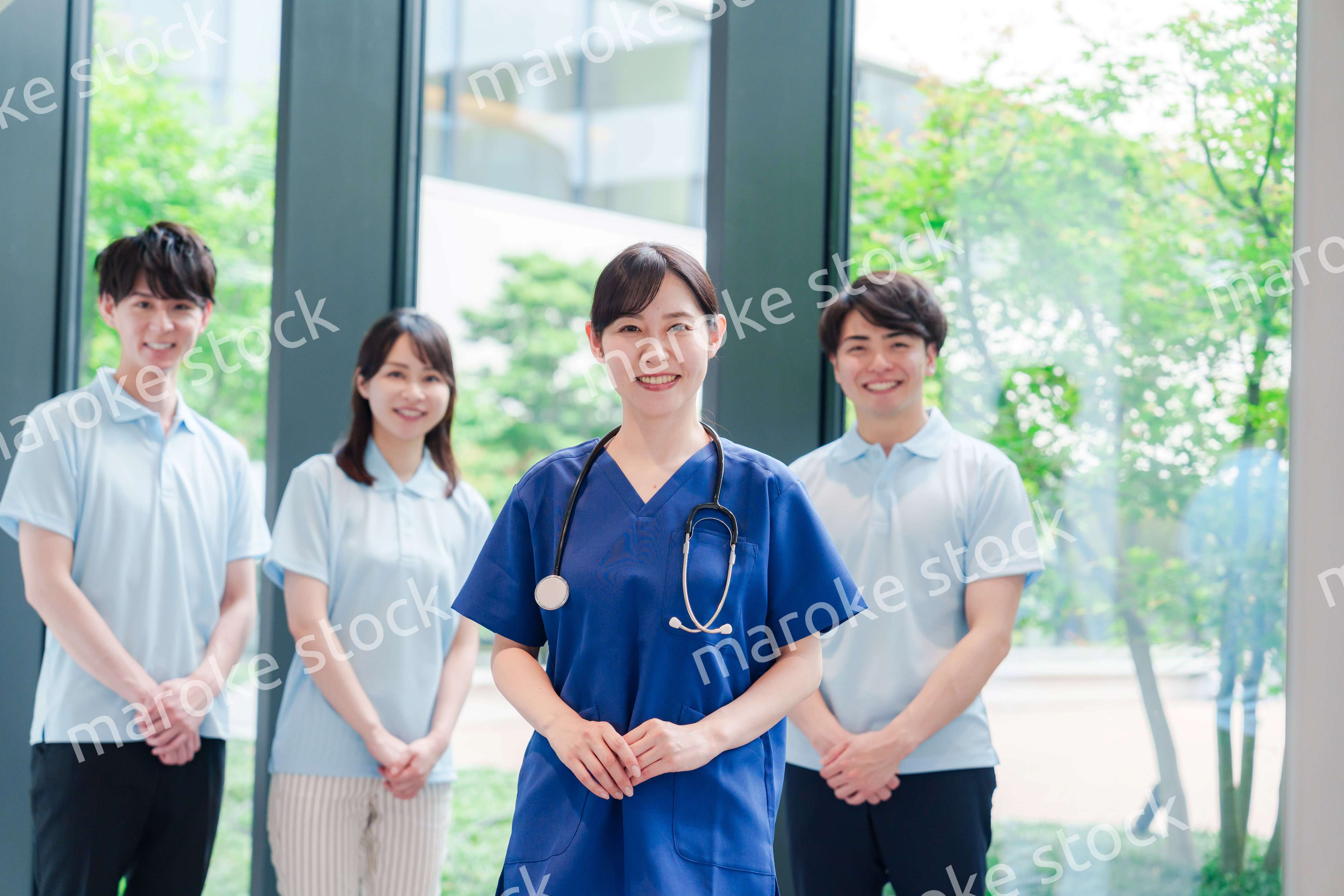 ドクターと医療スタッフ