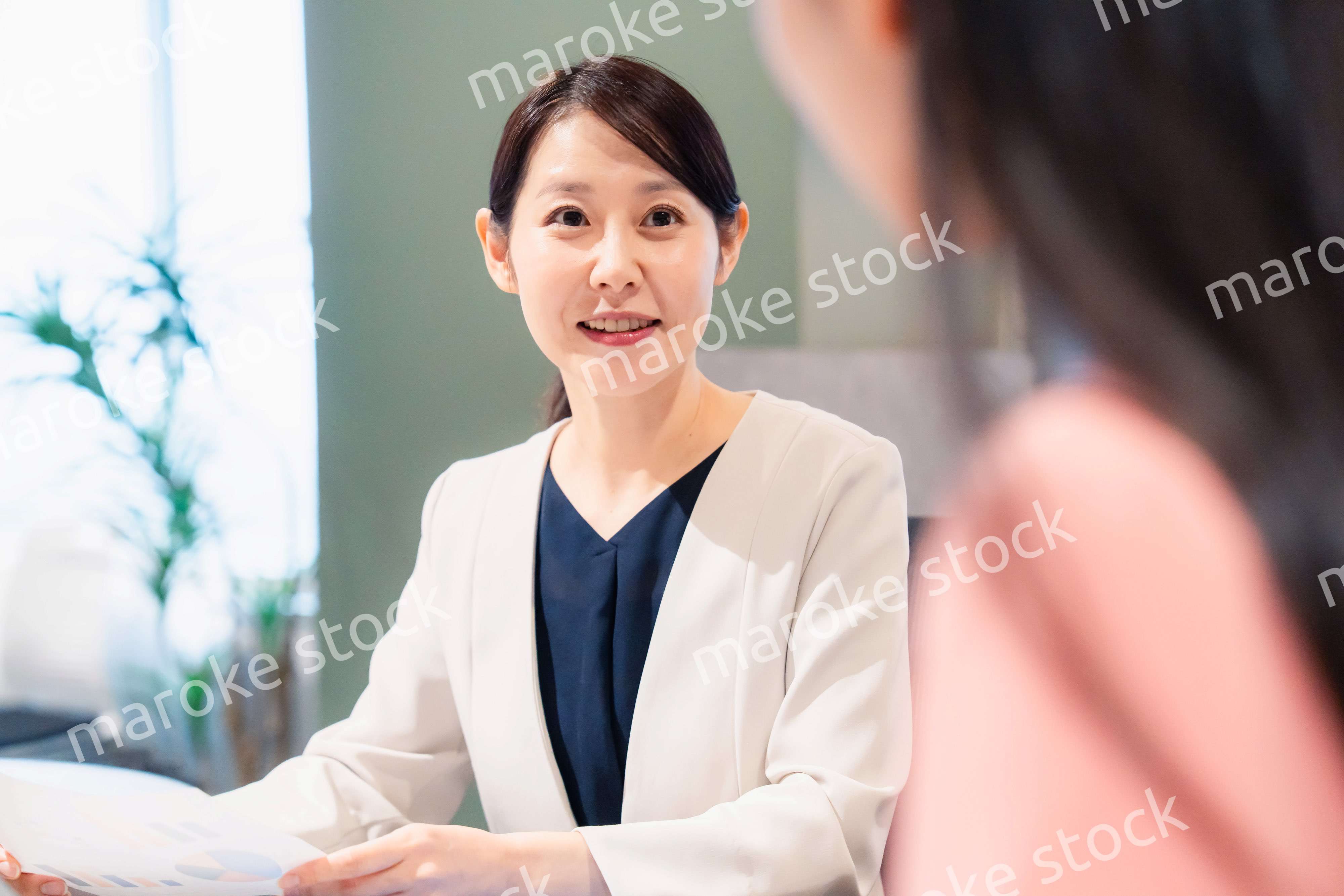 会社で活躍する女性管理職