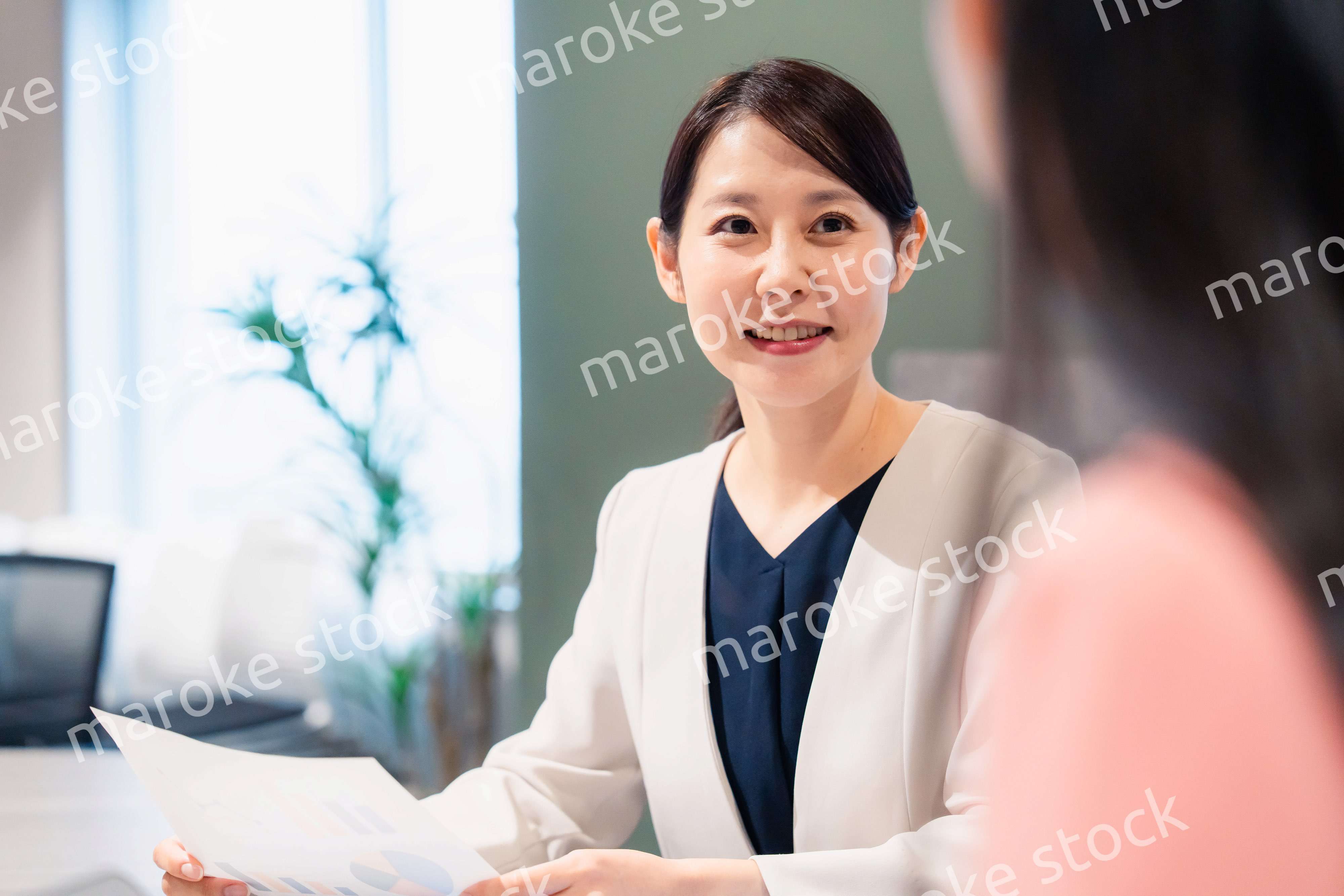 会社で活躍する女性管理職