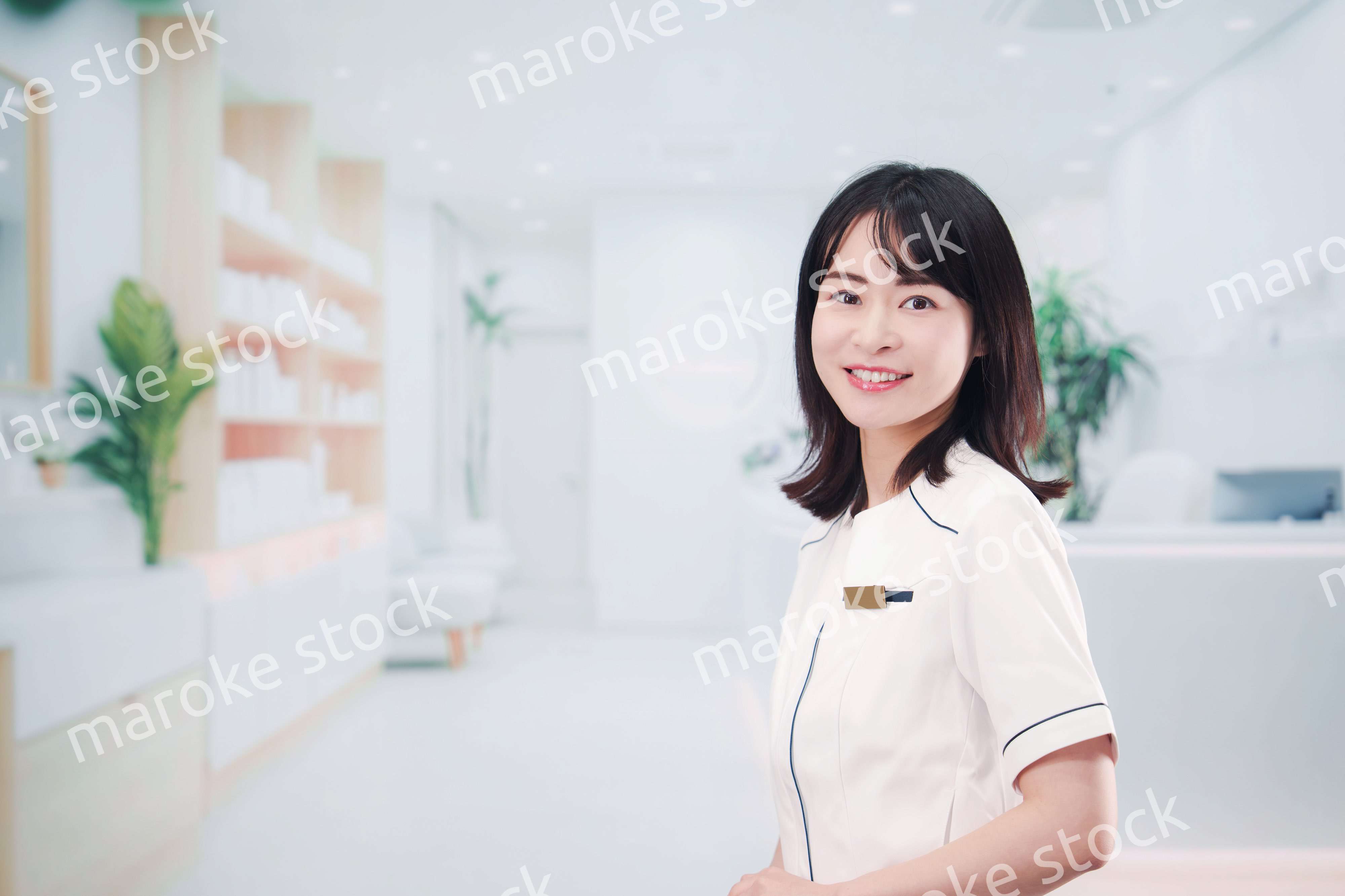 メンズエステで働く若い女性