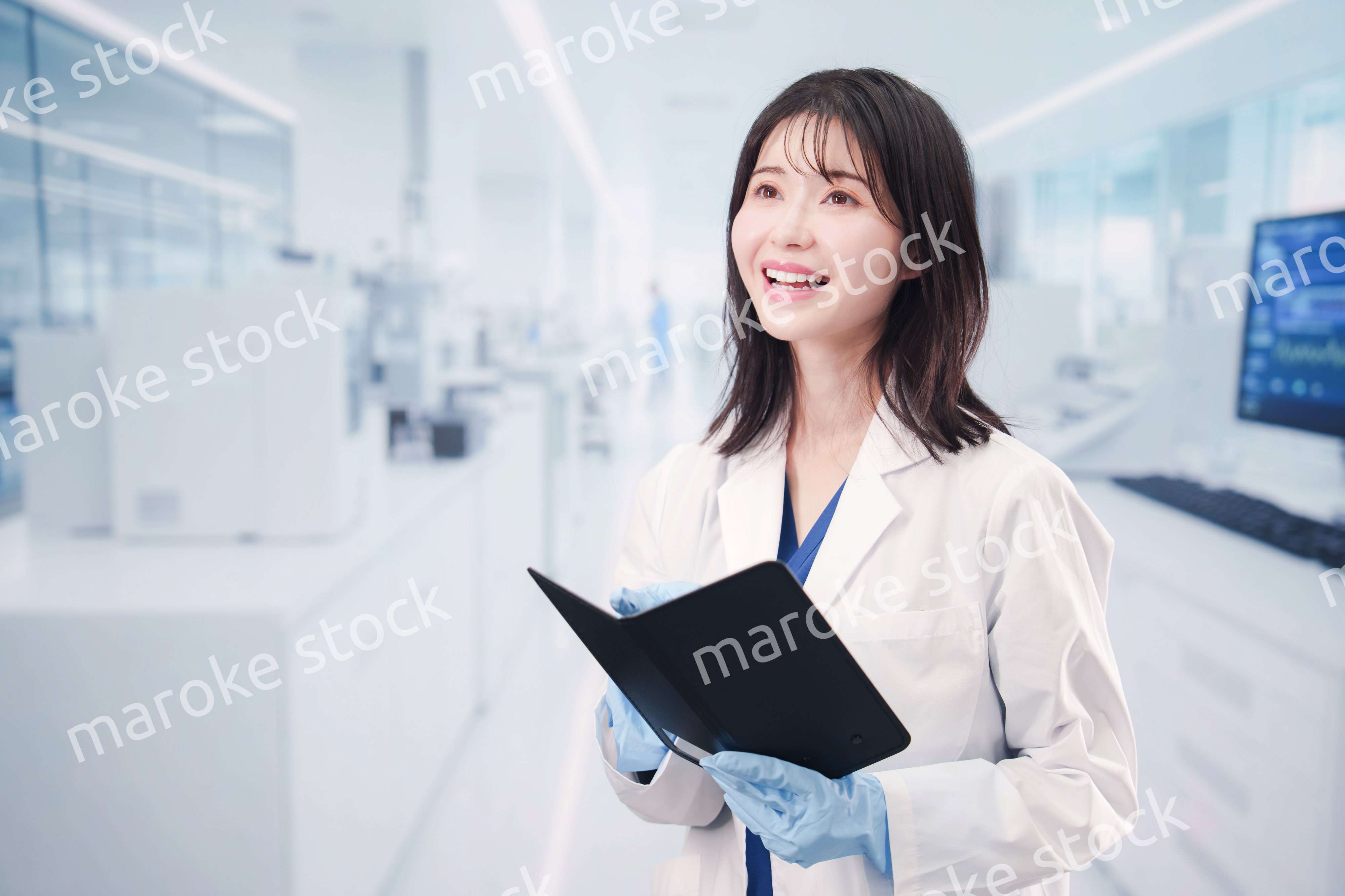 若い女性の研究者