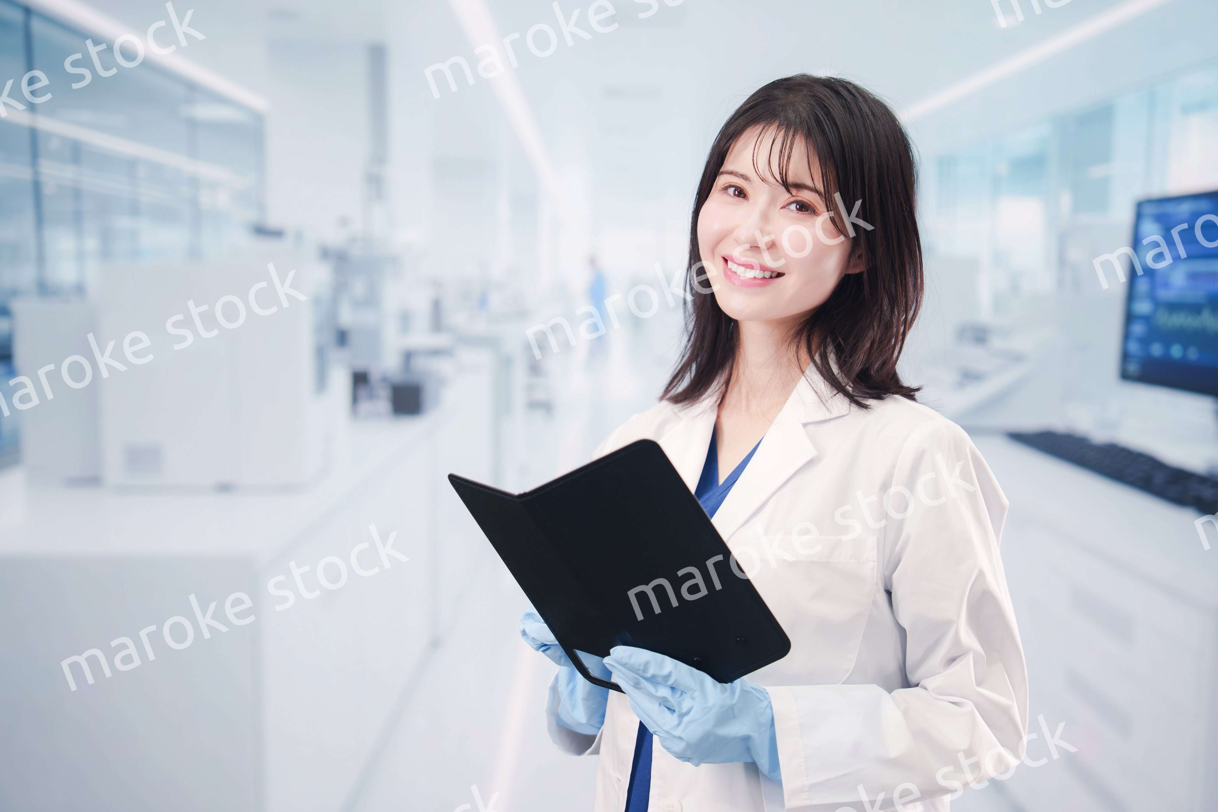 若い女性の研究者