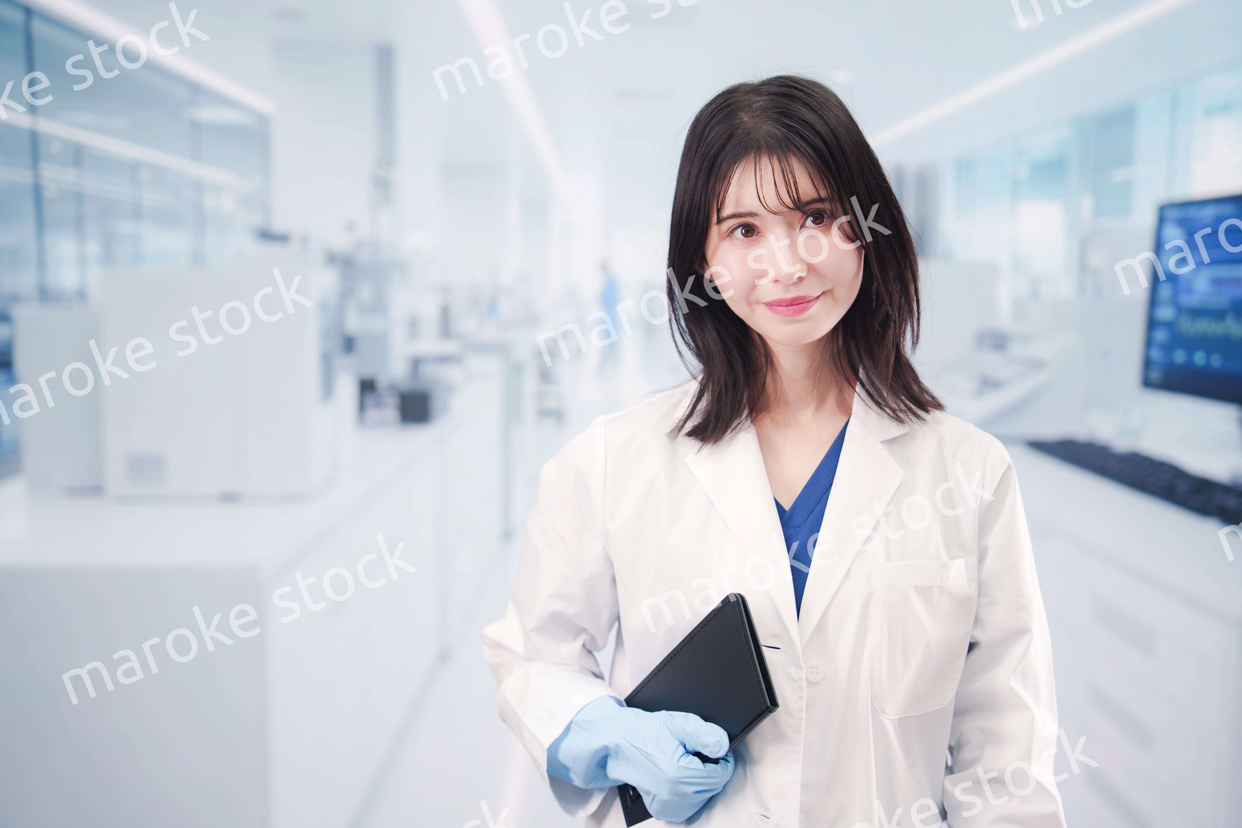 若い女性の研究者