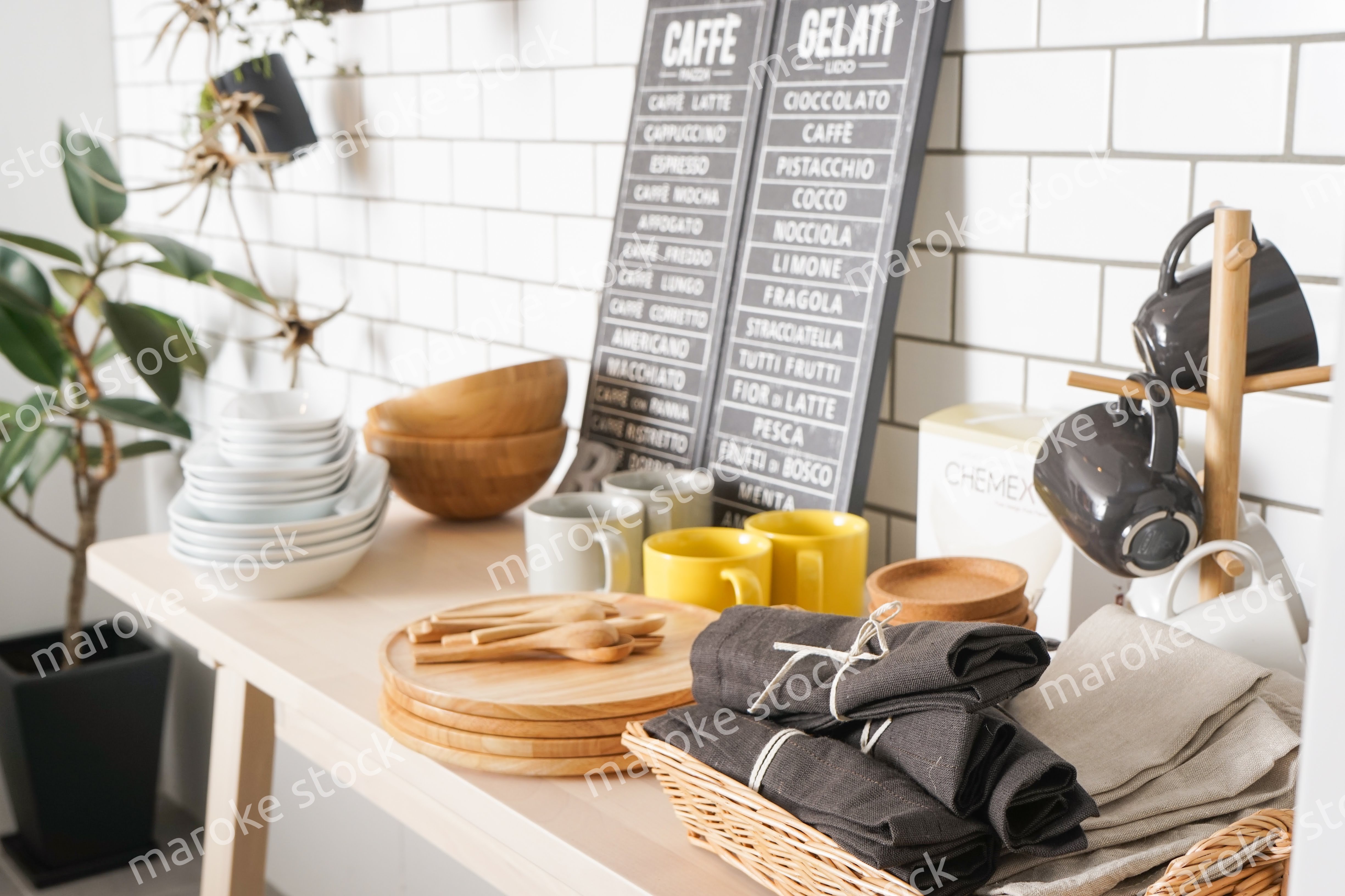 キッチン 食器イメージ