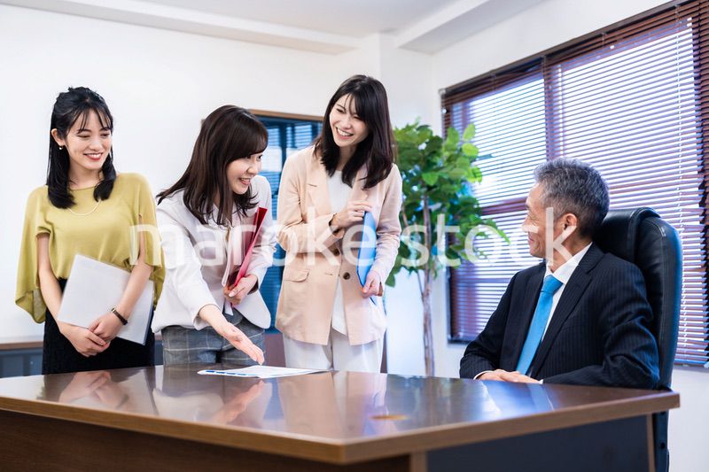 女性社員の意見を聴く役員