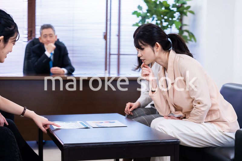 女性社員の意見を聴く役員