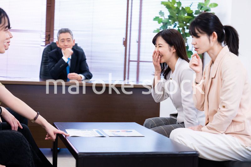 女性社員の意見を聴く役員