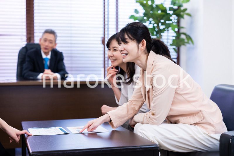 女性社員の意見を聴く役員