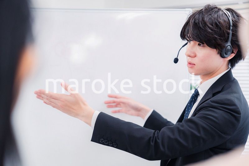 ビジネス講師の男性