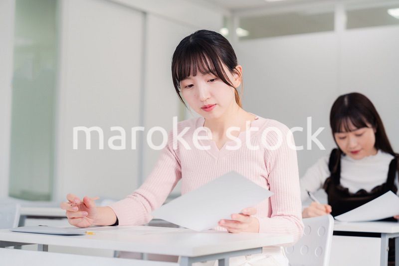 資格試験を受験する受験生