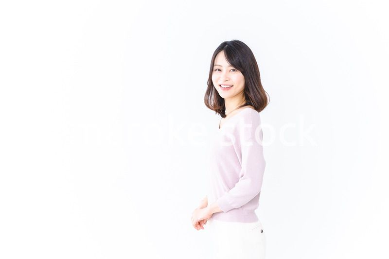 笑顔の女性ポートレート