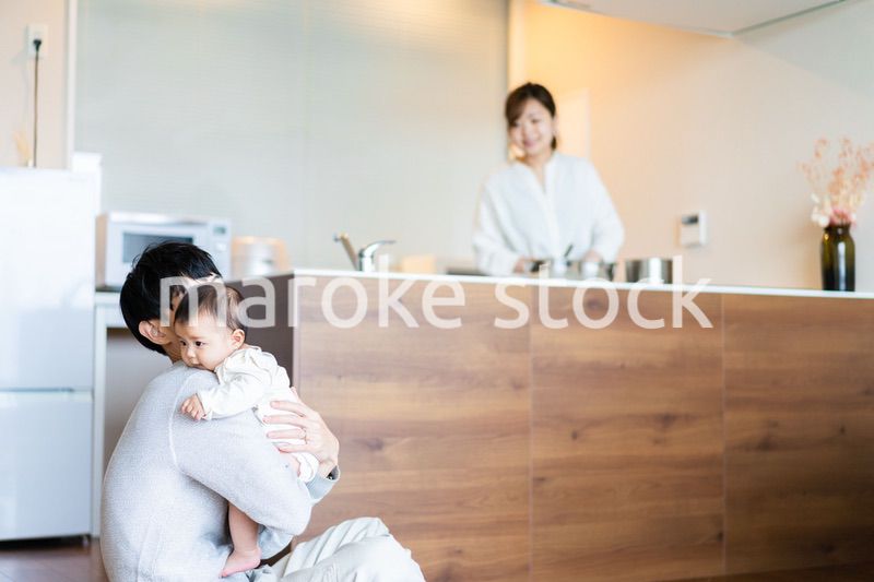 赤ちゃんのいる幸せな家族