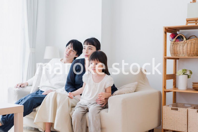 元気な女の子がいる家庭