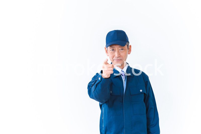 指差し確認をする現場作業員