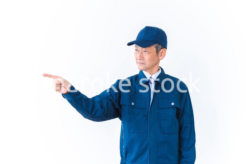 指差し確認をする現場作業員