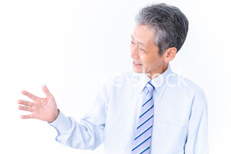 意見を主張する上司