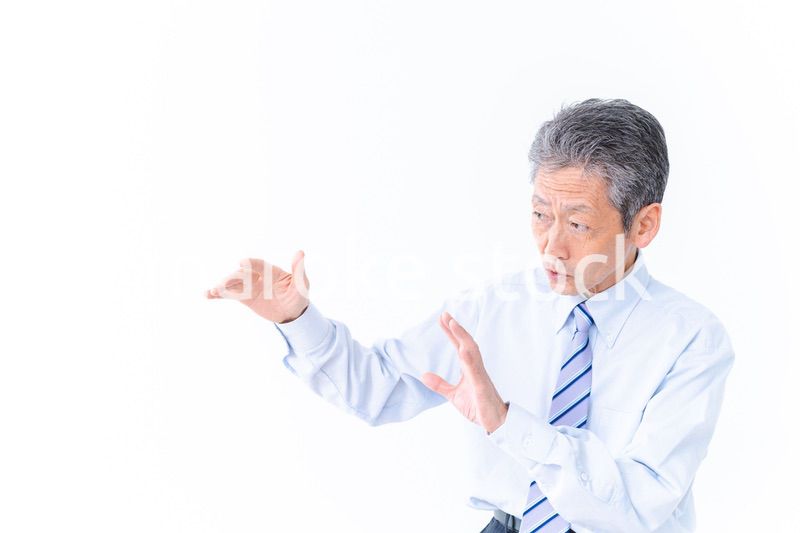 意見を主張する上司