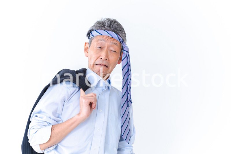 酔っ払いすぎた高齢男性