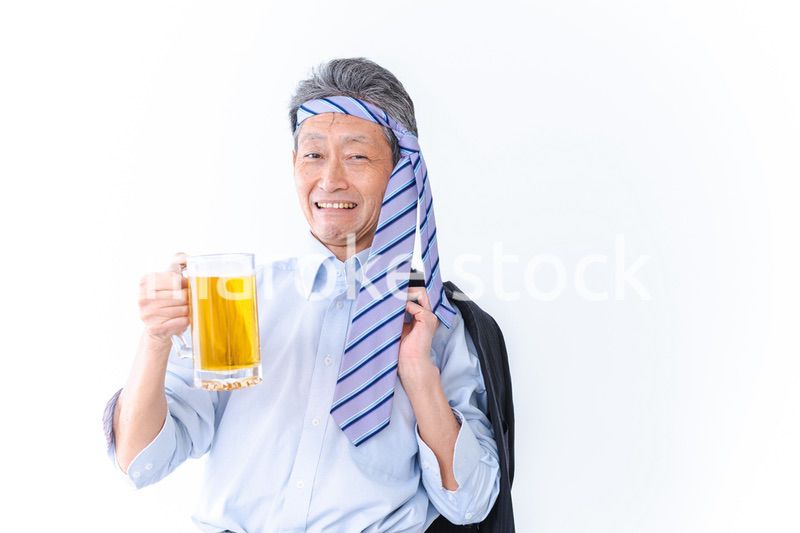 酔っ払いすぎた高齢男性