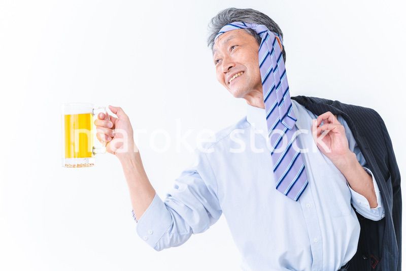 酔っ払いすぎた高齢男性