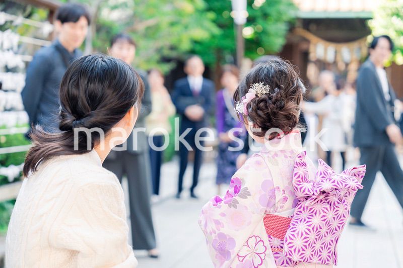 親戚が集まる七五三のお祝い