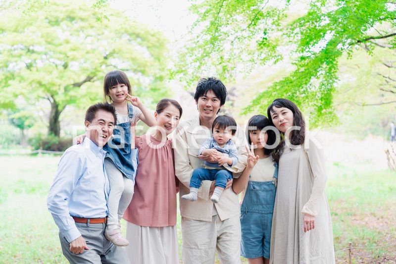 仲の良い3世代ファミリー