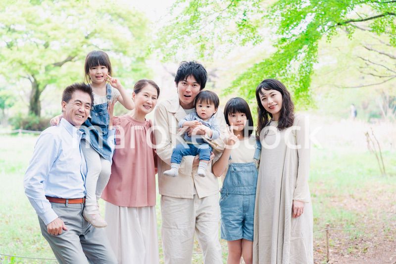 仲の良い3世代ファミリー