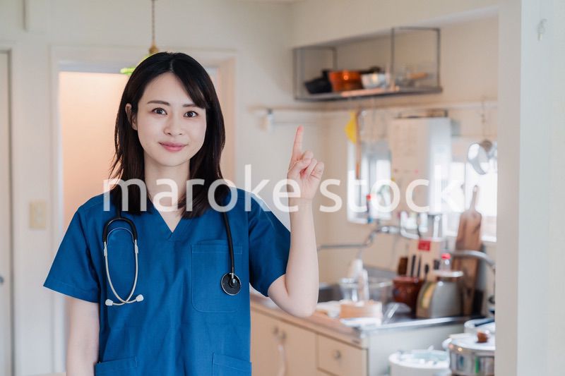 一般家庭の訪問をするドクター