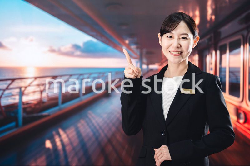 クルーズ船で船員を務める女性