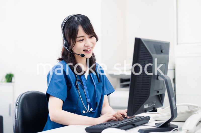 リモートで対応をする医療スタッフ