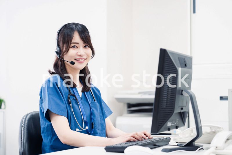 リモートで対応をする医療スタッフ