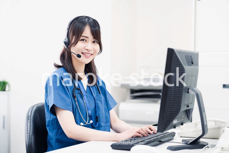 リモートで対応をする医療スタッフ